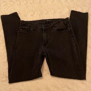 Kancan Jeans, Size 8, on the tag it says 11/29 that is equal to an 8.